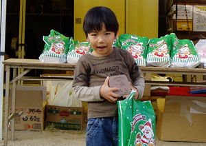 ���ɃN���X�\����